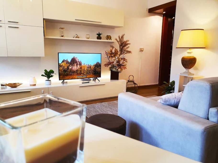 King Como Lake Center 9 Posti Letto- Grande Terrazza - 2 Bagni Privati מראה חיצוני תמונה